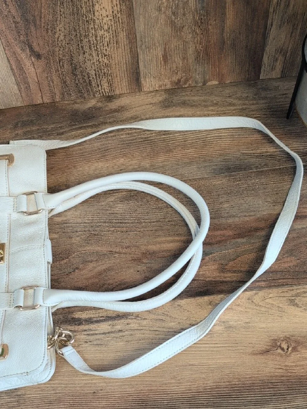 Calvin Klein White Structured Satchel with Gold Hardware       M472
